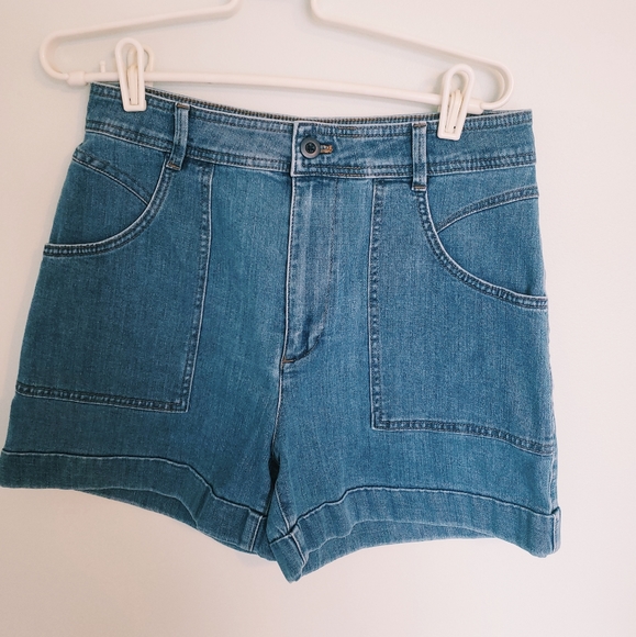 Madewell Pants - NWT MADEWELL RETRO HIGH WAISTED MOM JEAN SHORTS